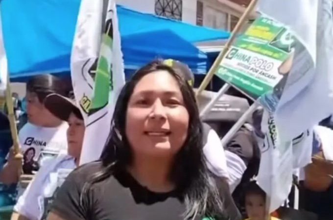 Candidata a governadora e jornalista é assassinada a tiros durante ato de campanha