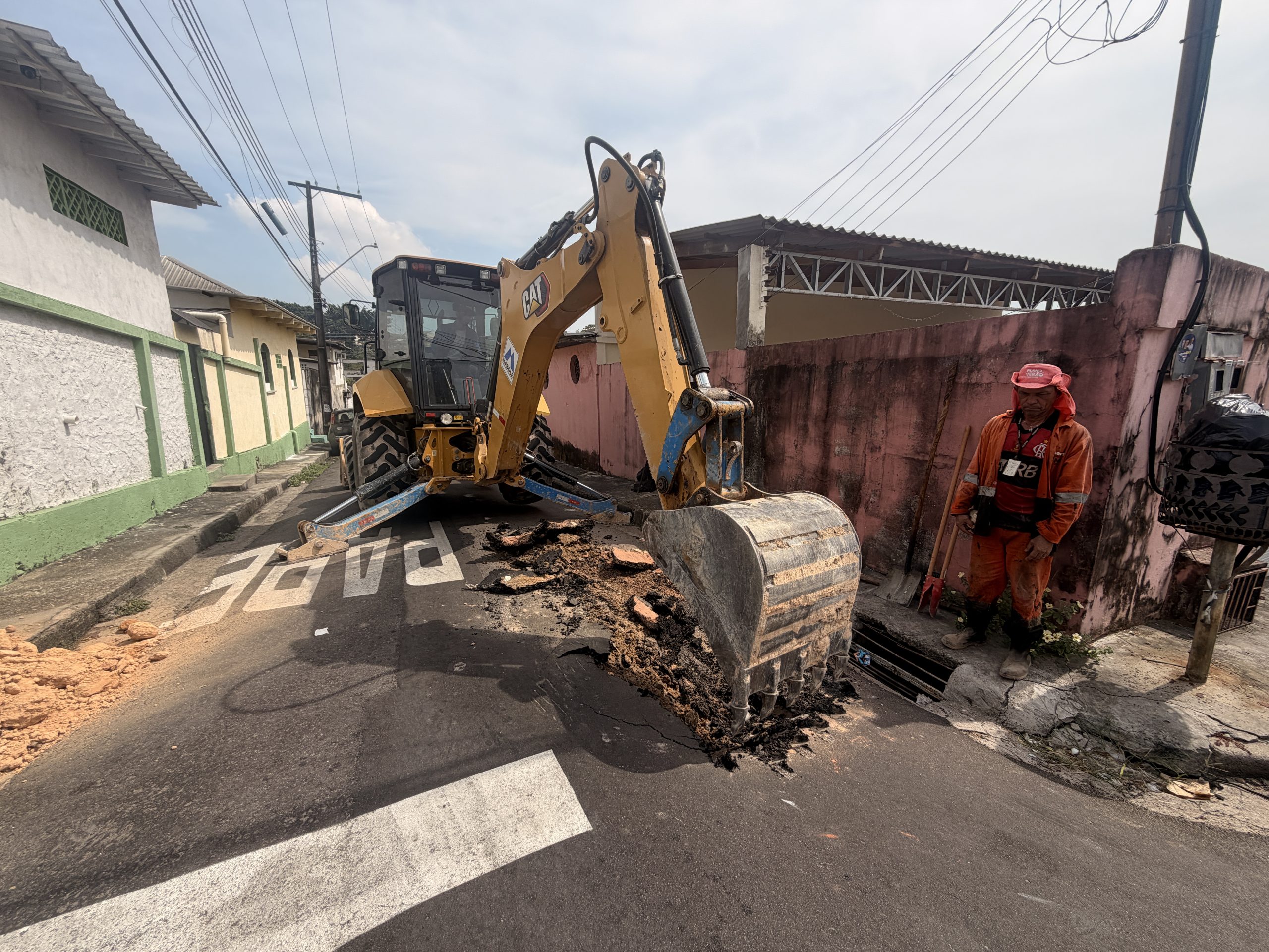 Prefeitura de Manaus recupera drenagem e reforça prevenção contra alagamentos no Japiim