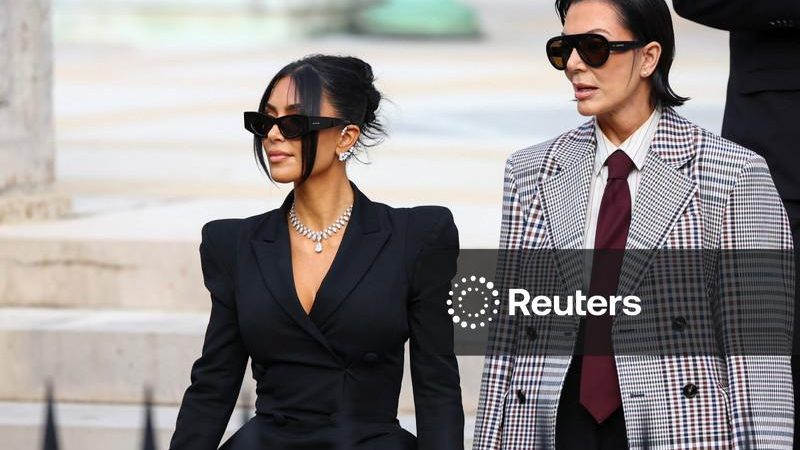 Kim Kardashian recebe indenização simbólica de 1 euro por roubo de joias em Paris