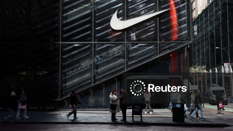 Queda do preço das ações da Nike ameaça posição no Dow Jones