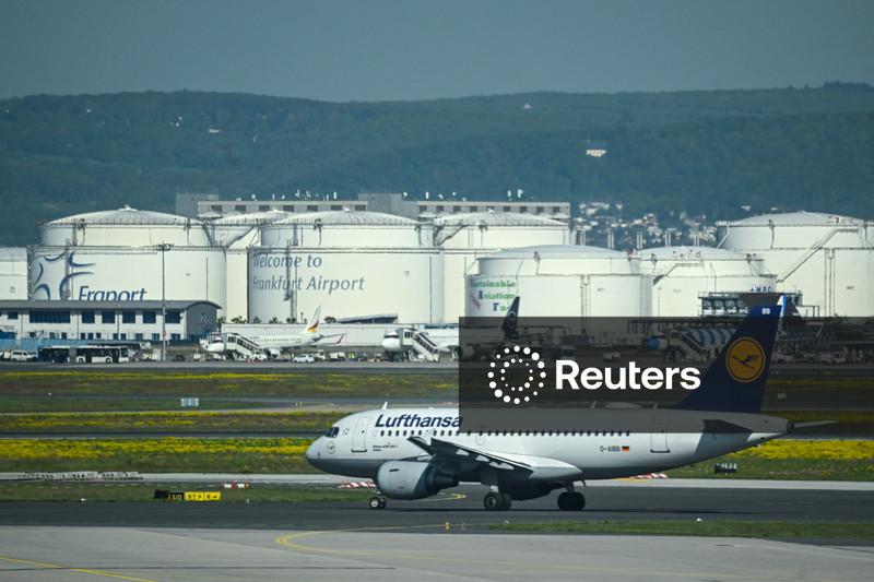 CEO da Lufthansa afirma que custo com combustível de aviação superará previsão de 1,5 bi de euros