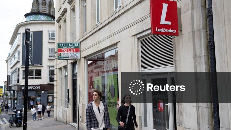 Britânica Entain reduz previsão de receita online após proibição das bets no Brasil