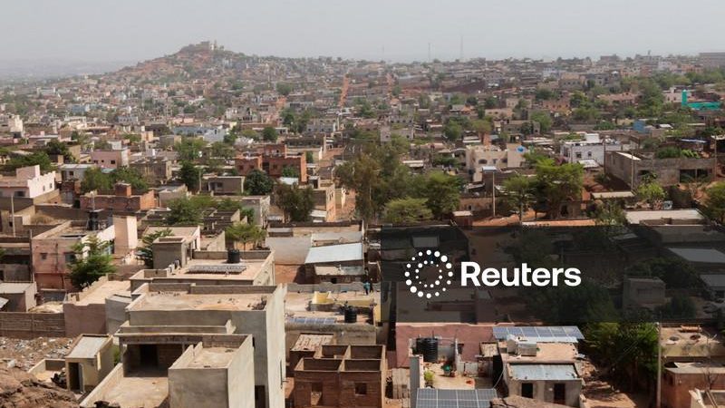 Militantes ligados à Al Qaeda mataram mais de 100 soldados no Mali, dizem fontes