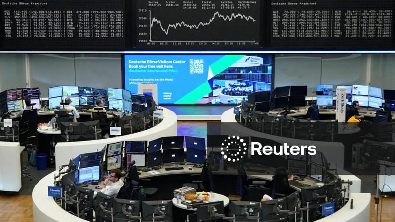 Índice europeu STOXX 600 recua com liquidação em setores automotivo e de telecomunicações
