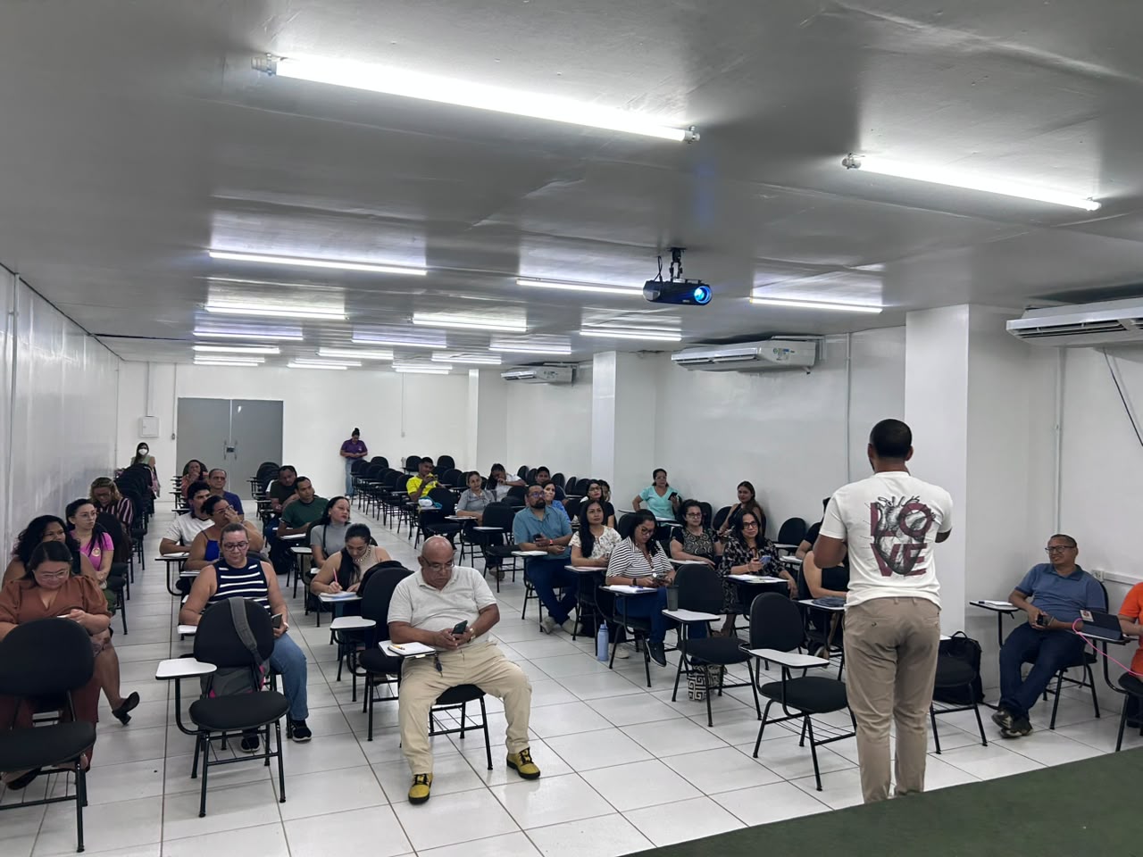 Prefeitura de Manaus abre inscrições para oficina de Google Maps e IA para empreendedores