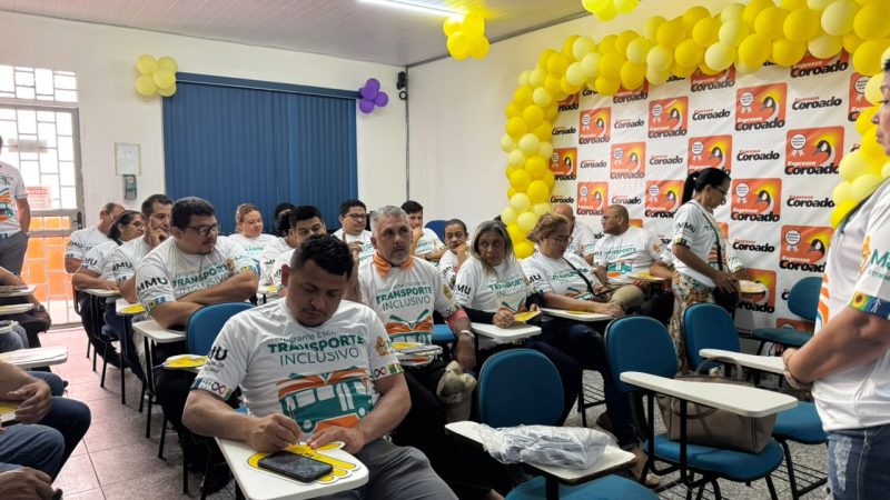 Prefeitura de Manaus promove formação para motoristas e cobradores com foco em atendimento humanizado no transporte público