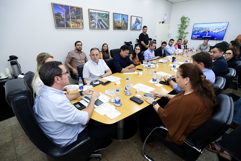 Prefeitura de Manaus e BNDES avançam em tratativas do ‘Cidades Resilientes’ para revitalização em áreas de igarapés