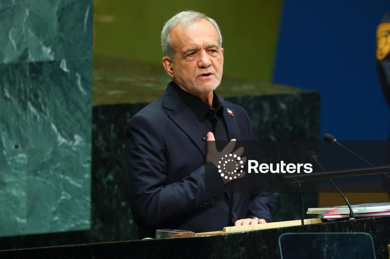 Presidente iraniano diz que cabe aos EUA decidir se querem pôr fim à guerra com o Irã