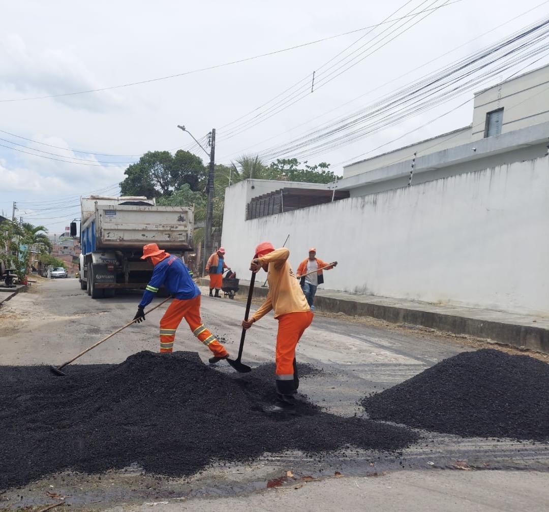 Prefeitura de Manaus reforça manutenção asfáltica e melhora mobilidade no bairro Novo Aleixo