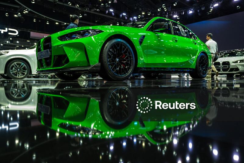 BMW busca recuperar margens por meio de cortes e produção local