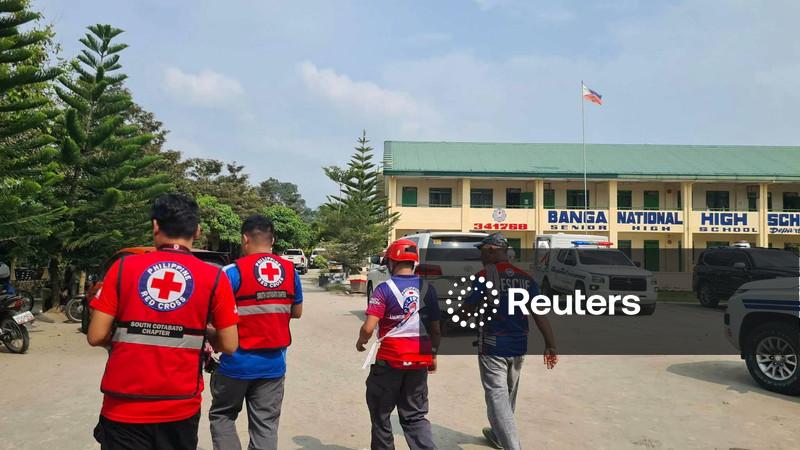 Adolescente filipino mata dois alunos e tira a própria vida em ataque a escola