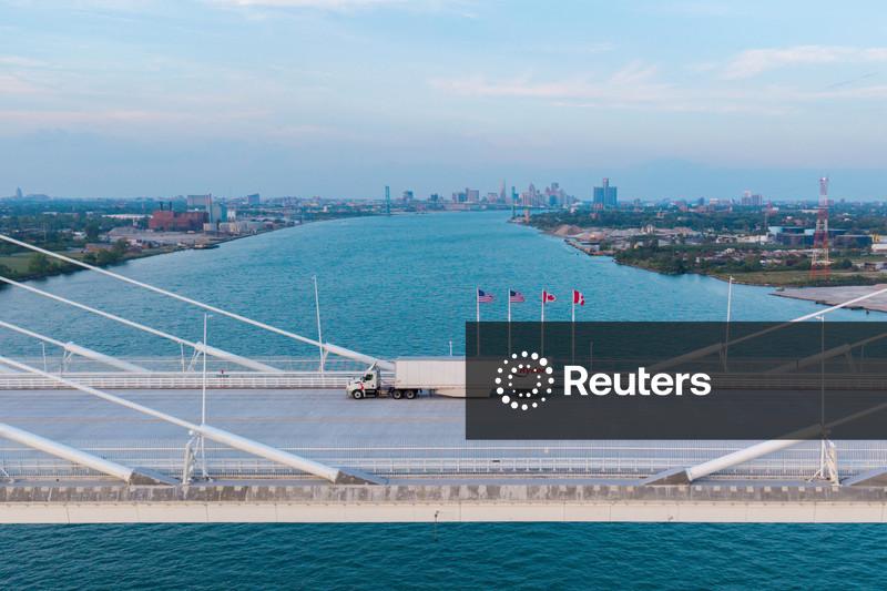 Tarifas retaliatórias do Canadá entram em vigor enquanto negociações comerciais com EUA seguem paralisadas