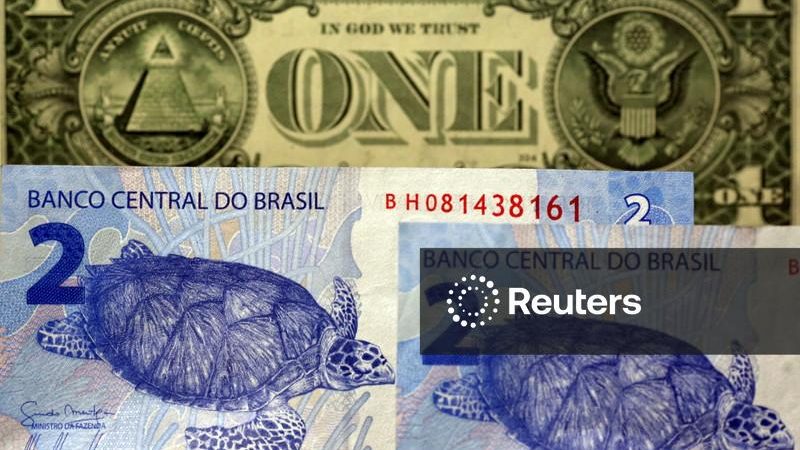 Petróleo fecha em baixa com melhora no fluxo no Oriente Médio