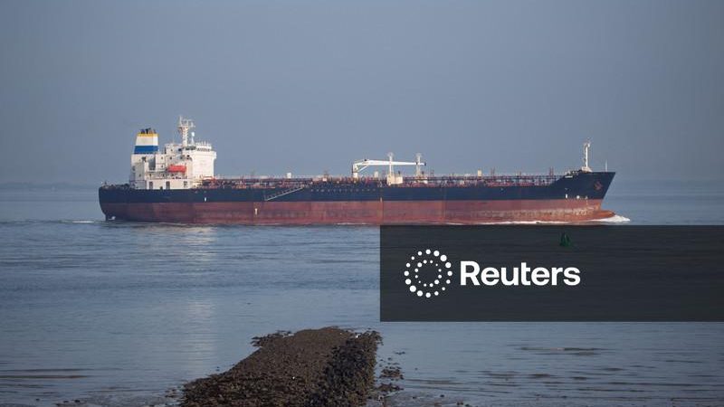 Petróleo cai 3% e atinge mínima de uma semana com alívio sobre oferta