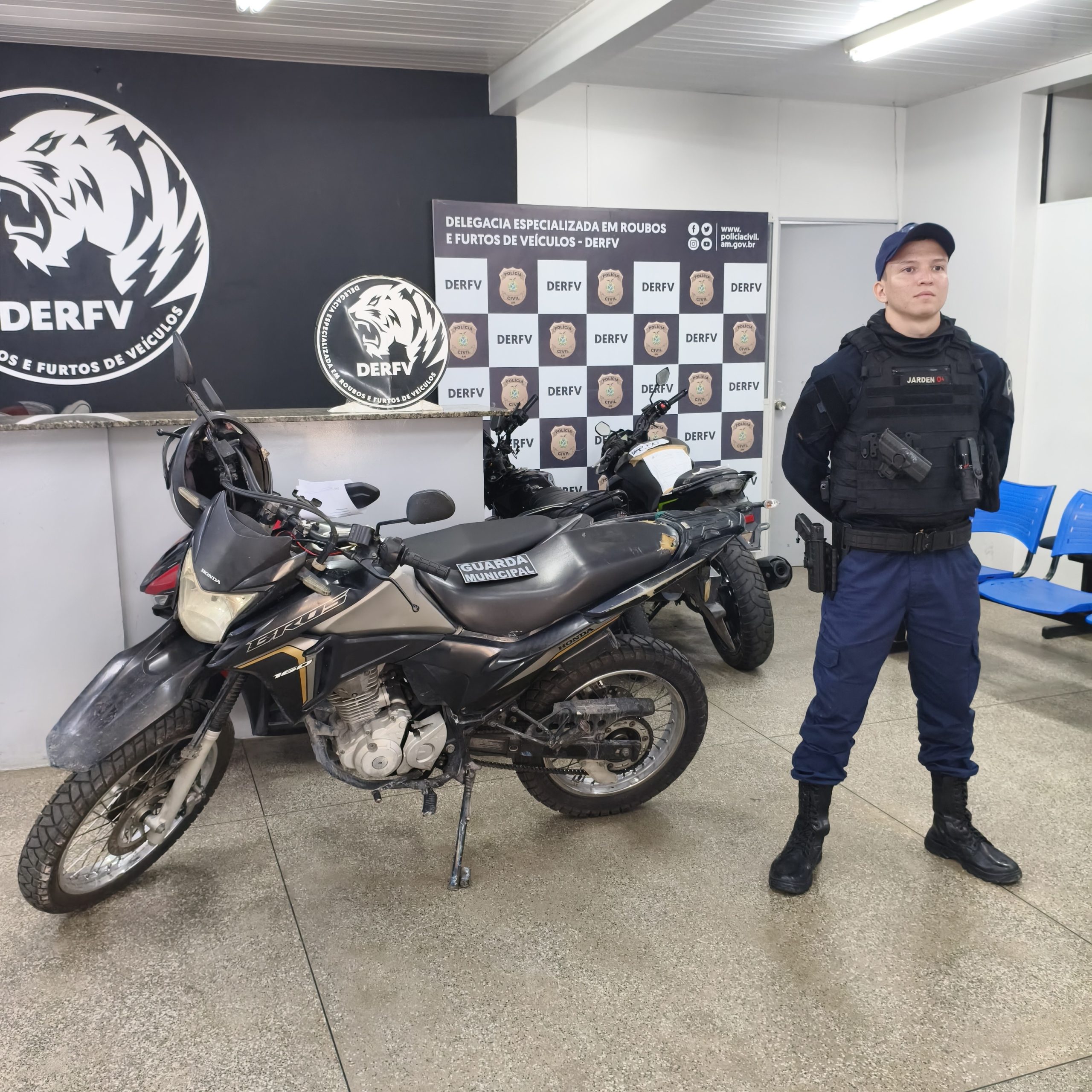 Guarda Municipal de Manaus atua em ocorrências com prisão, apreensão de motocicletas e resgate de animais 