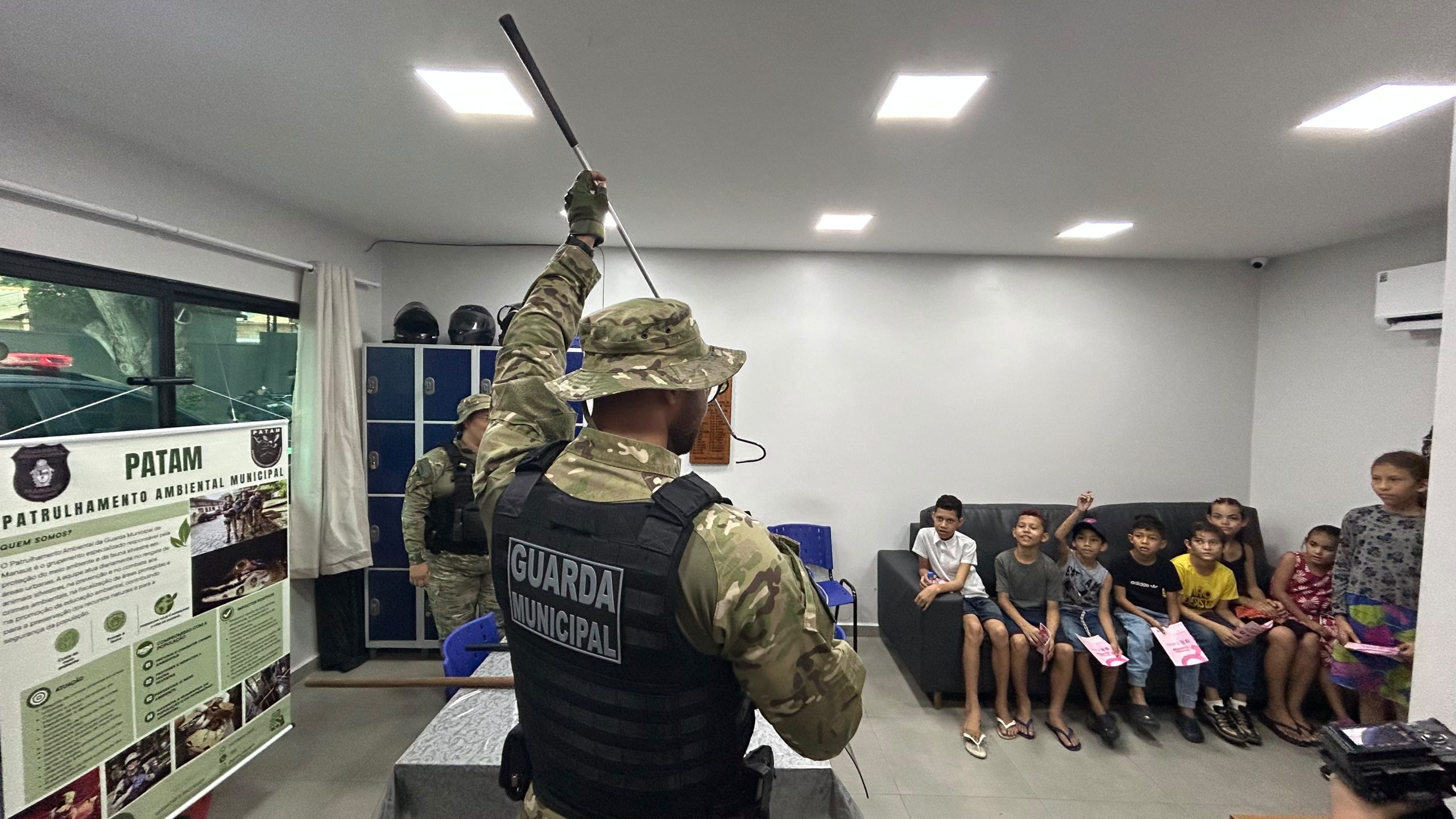 Guarda Municipal promove ações com grupamentos especializados em alusão ao Dia das Crianças