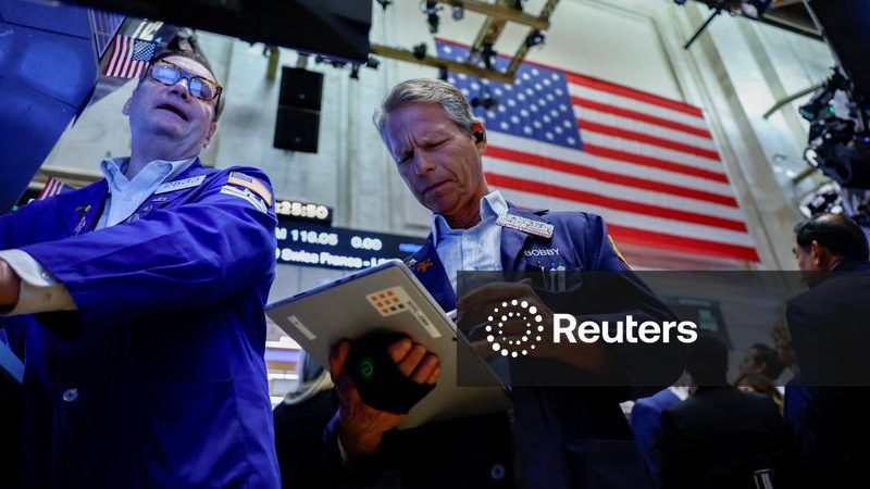 Wall Street tem variações moderadas em pregão volátil após balanços de grandes bancos
