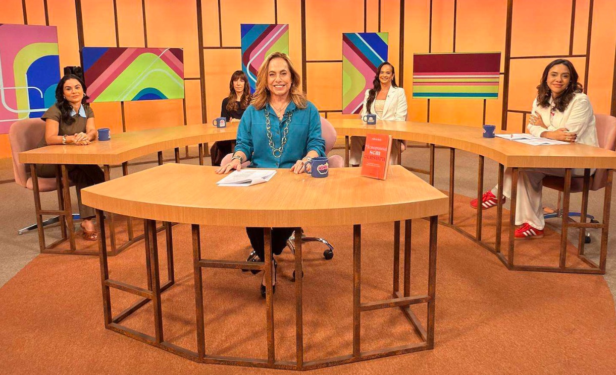 TV Brasil apresenta edição temática do Sem Censura sobre saúde da mulher na maturidade