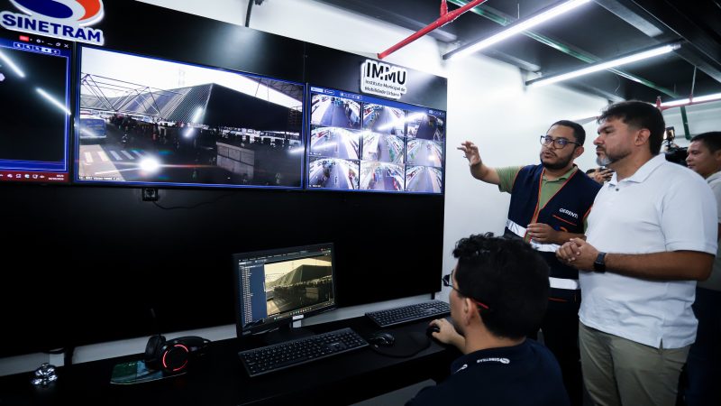 Prefeitura e Sinetram inauguram novo Centro de Controle Operacional do transporte público com monitoramento por 225 câmeras inteligentes em Manaus