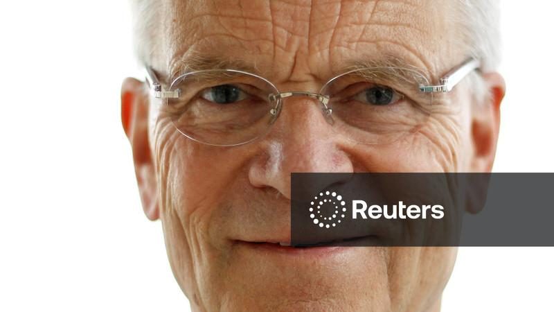 Escritor e político britânico Jeffrey Archer morre aos 86 anos