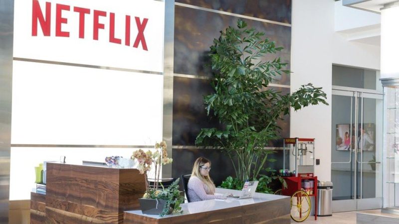 Netflix demite mil funcionários e promove maior corte de pessoal em quatro anos