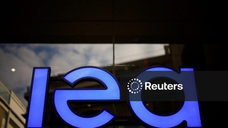 Agência Internacional de Energia acelerará liberação de estoques de petróleo, incluindo mais de 20 milhões de barris de diesel