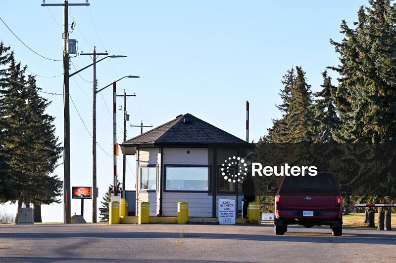 “Grave incidente” e incêndio em base militar de Alberta, no Canadá, deixam mortos e feridos