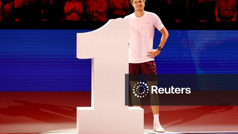 Zverev garante liderança do ranking de tênis com vitória em Viena