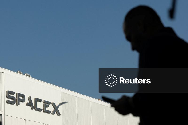 Musk afirma que fusão entre SpaceX e Tesla é “uma boa ideia”, empresas formam comitês para negociar acordo