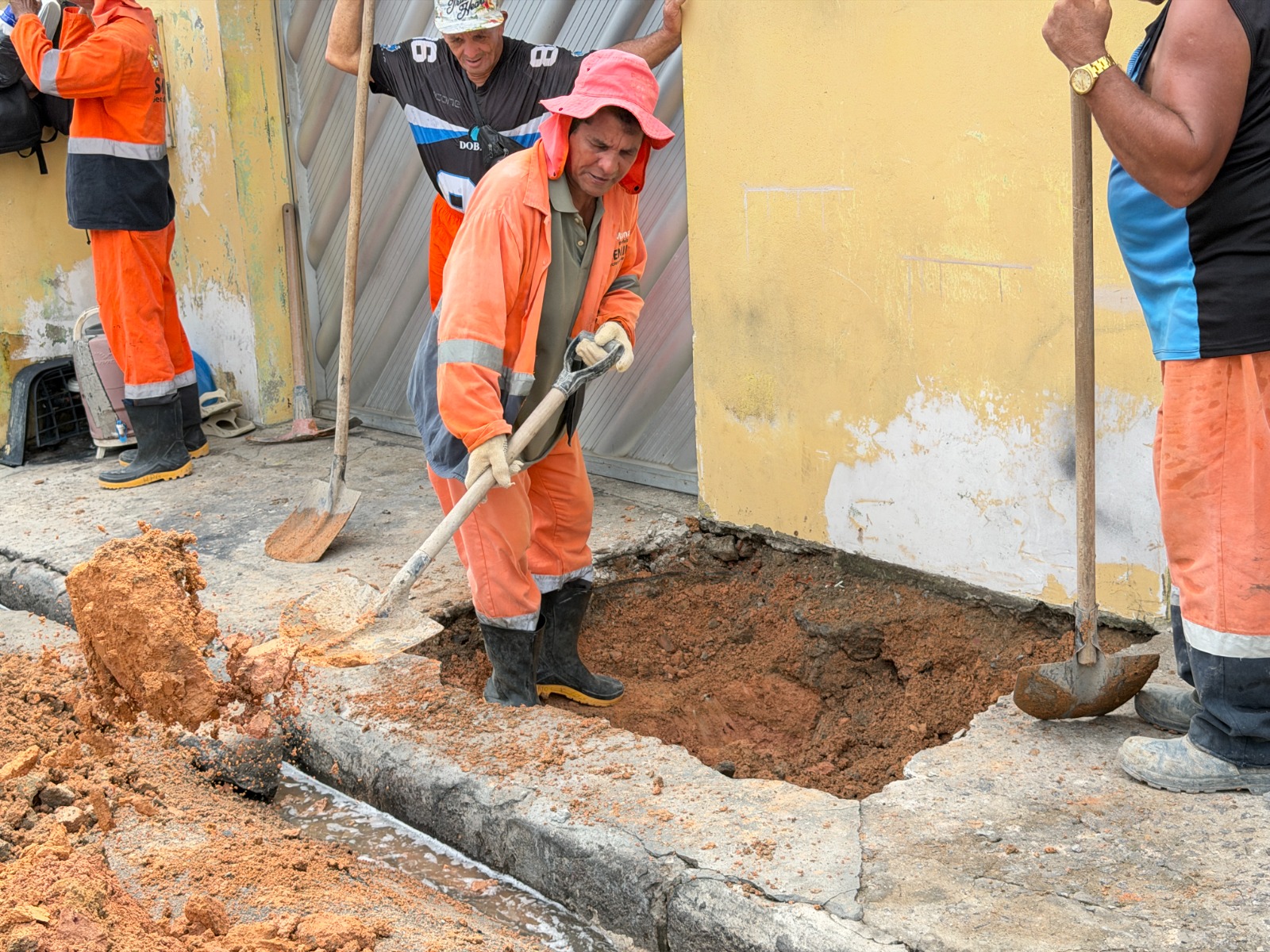 Prefeitura de Manaus recupera drenagem profunda no Coroado e atende solicitação de moradores