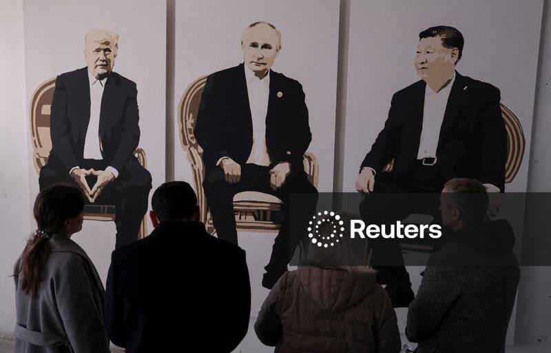 Trump se diz aberto a reunião trilateral com Xi e Putin