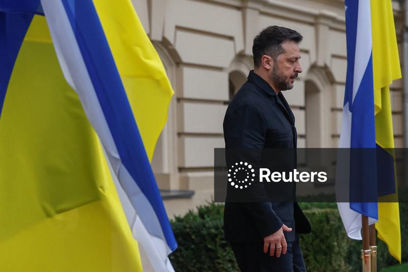 Zelenskiy diz que negociadores ucranianos, russos e norte-americanos se reunirão no início de novembro em Abu Dhabi