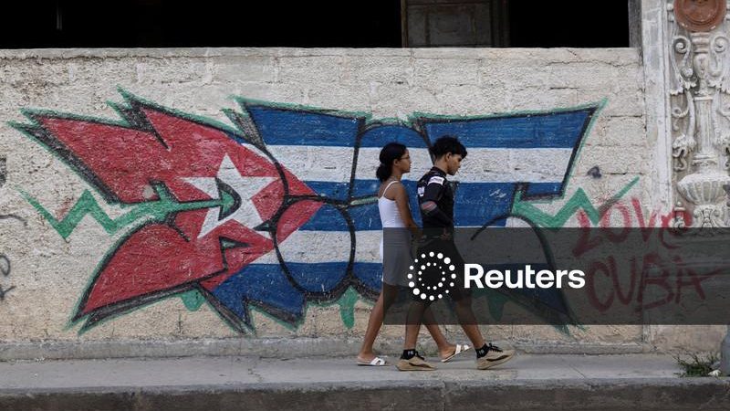 Cuba e EUA mantêm “canais de comunicação”, mas não há negociações, diz diplomata