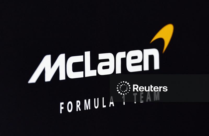 McLaren vai vender cinco carros de F1, todos pilotados por campeões e um por Brad Pitt
