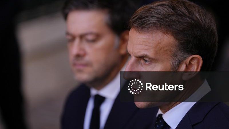 Macron acusa extrema direita da França de fomentar o racismo