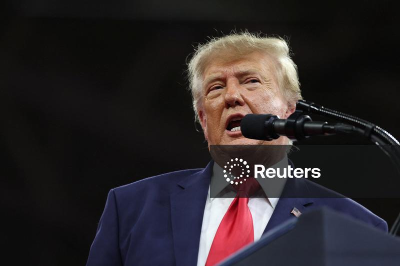 Trump diz que EUA vão “cuidar de Cuba” depois de lidarem com Irã