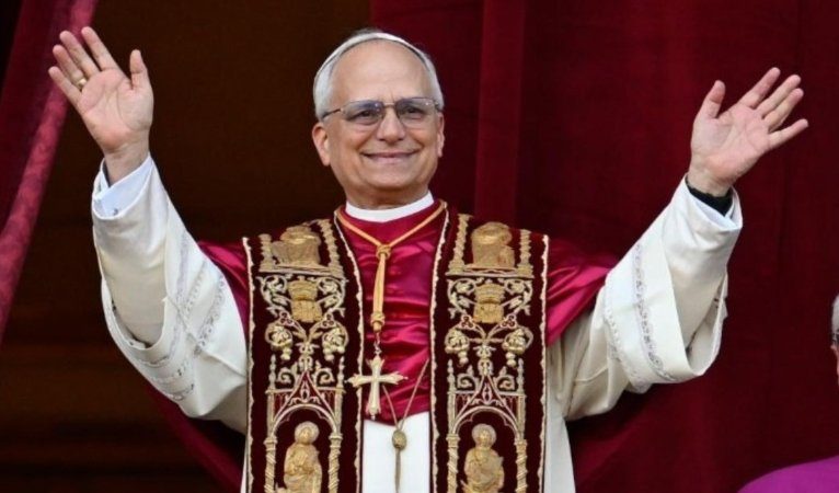 Vaticano atualiza estado de saúde do papa após cirurgia para retirada de tumor