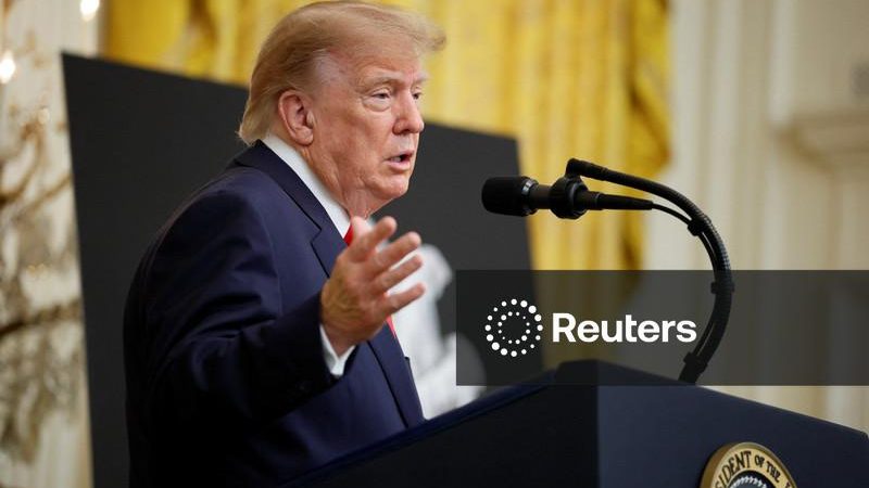 Trump diz que Rússia vai fornecer 300 mil toneladas de diesel imediatamente