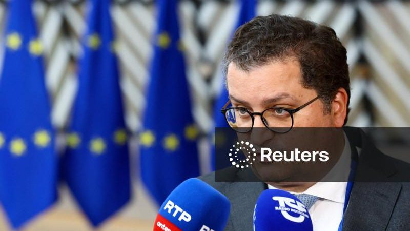 Governo de Portugal busca apoio da oposição para venda do restante da TAP, diz ministro