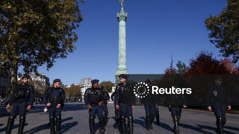 Participação em protestos na França foi menor do que nos sábados anteriores, diz governo