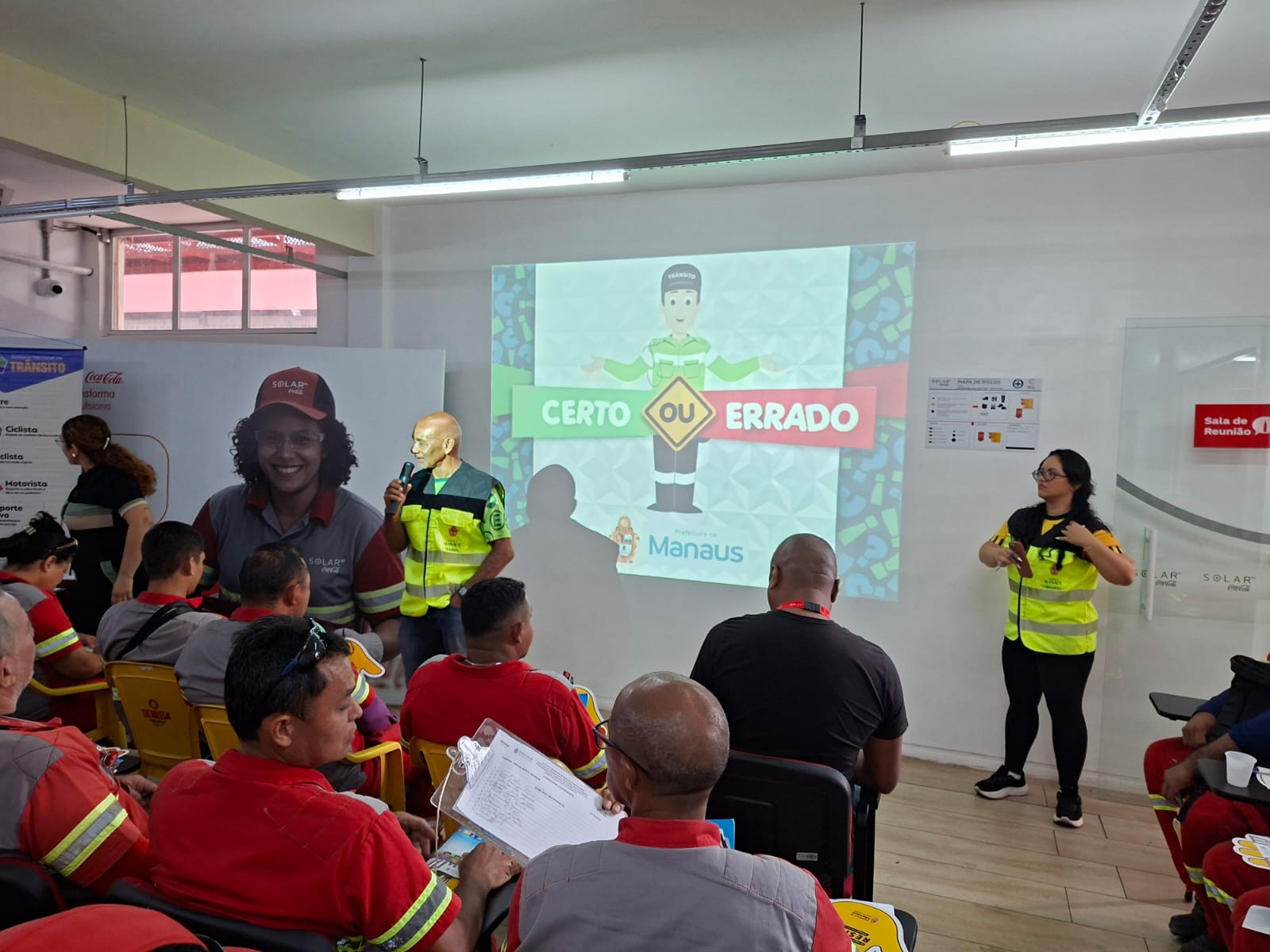 Prefeitura de Manaus leva projeto ‘Condutor Consciente’ a colaboradores da Solar Coca-Cola