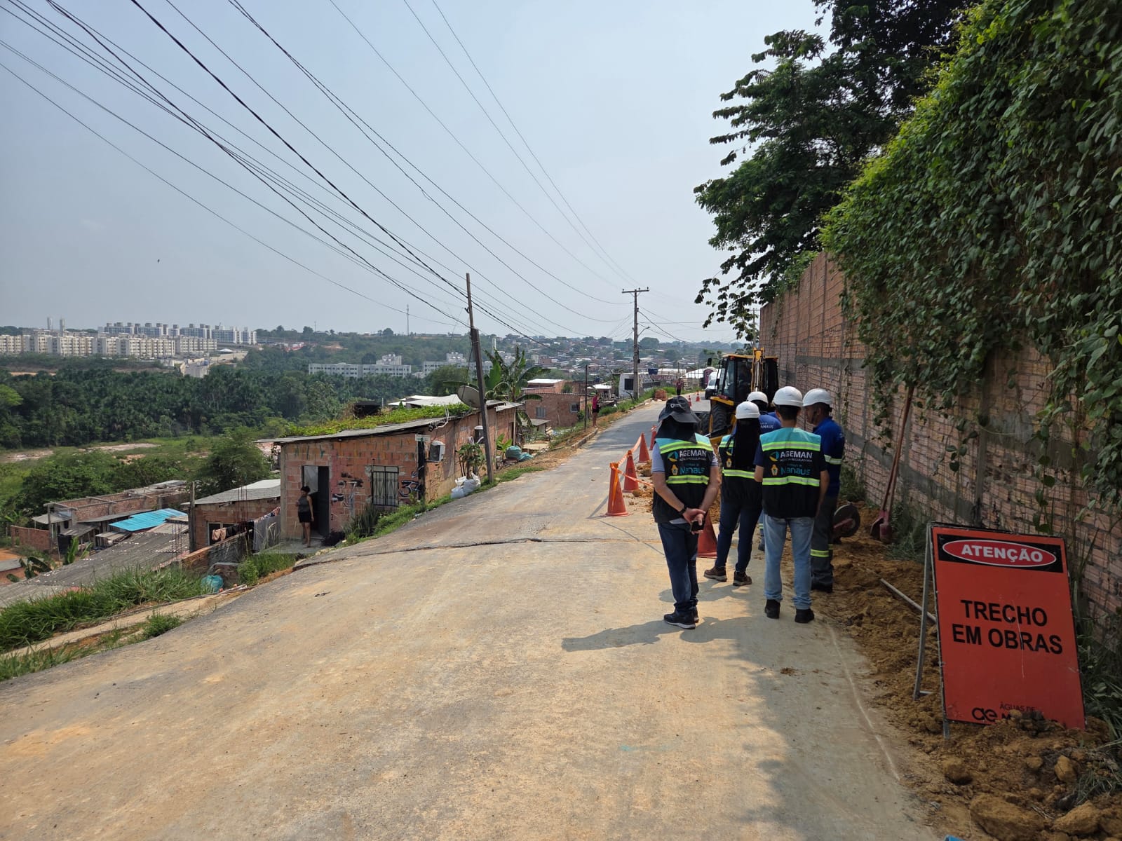 Prefeitura de Manaus acompanha obras de melhoria no abastecimento de água que vão beneficiar 8 mil pessoas na zona Norte