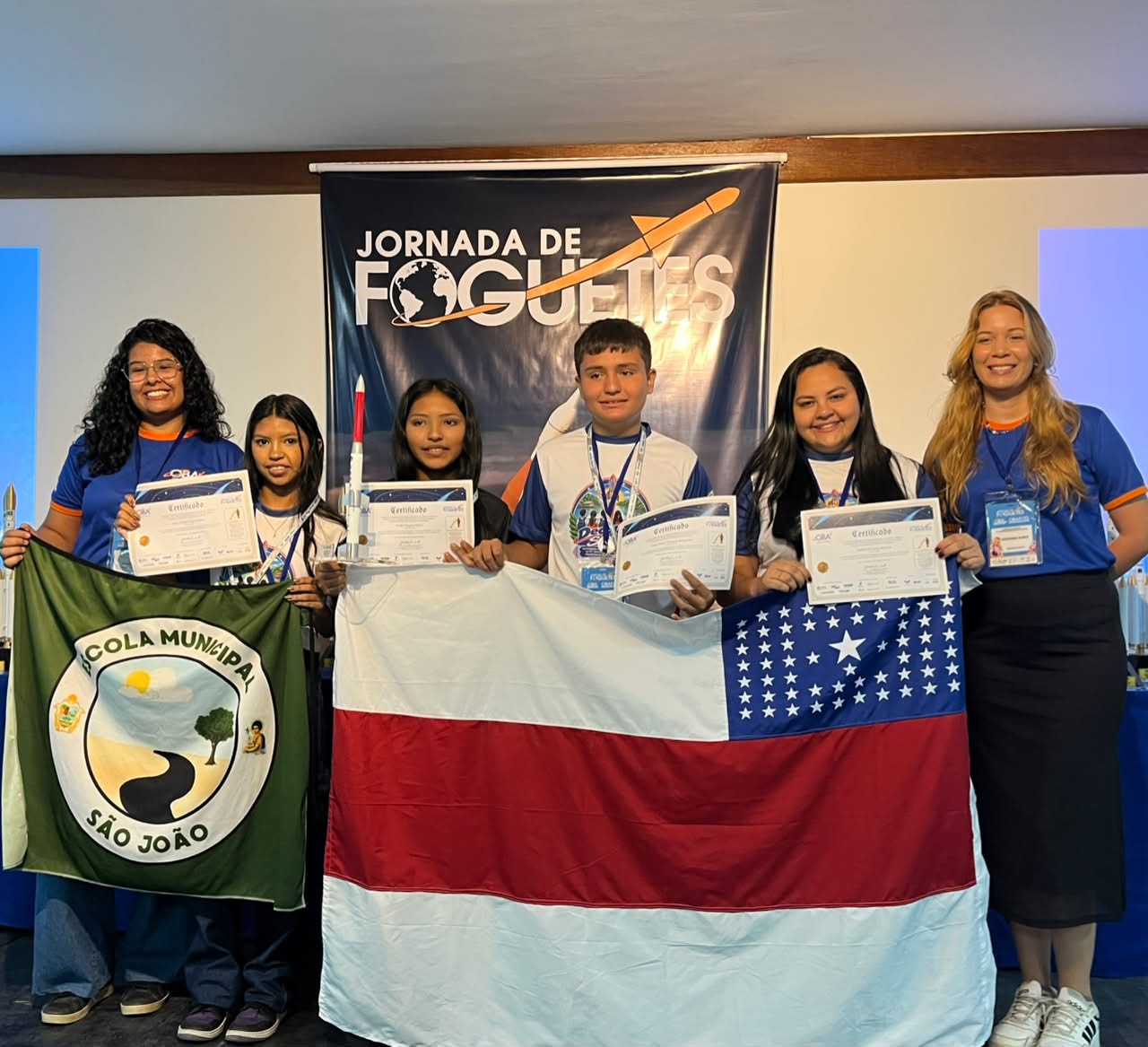 Estudantes de comunidade ribeirinha de Manaus conquistam 2º e 3º lugar na Olimpíada Brasileira de Foguetes 