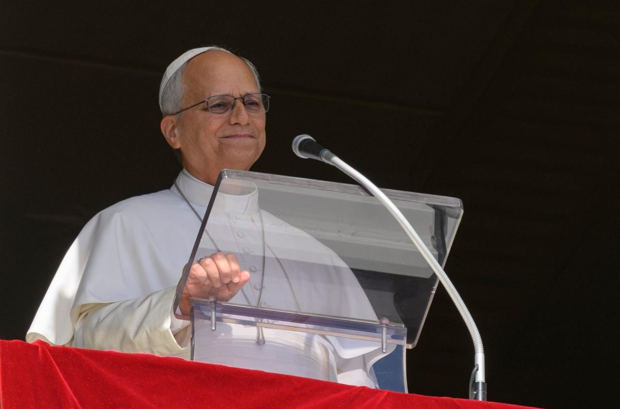 Papa Leão XIV mantém compromissos antes de cirurgia para retirar nódulo no pulmão
