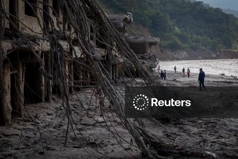 Nepal encerra operações de busca e resgate após enchente e passa a se concentrar na reabilitação