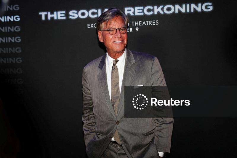 Aaron Sorkin conta por que fez mais um filme sobre Facebook e como vida real se traduz no cinema