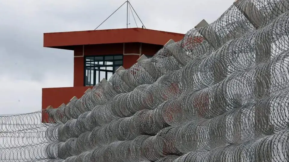 Polícia Federal nega que banqueiro preso tenha prestado depoimento narrado por revista