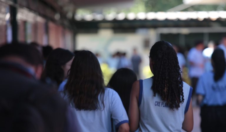 Mulheres representam mais de 60% das inscrições do Enem
