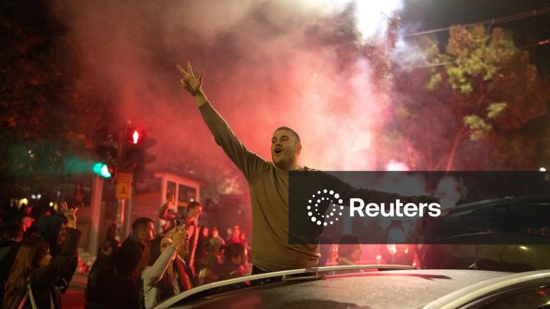 Após derrota de Vucic, Sérvia aguarda para ver como líderes apoiados por estudantes irão governar