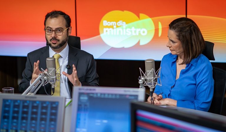 Prospera MEI: ‘A gente pensou em um programa que impacte de verdade a vida das pessoas’, diz ministro